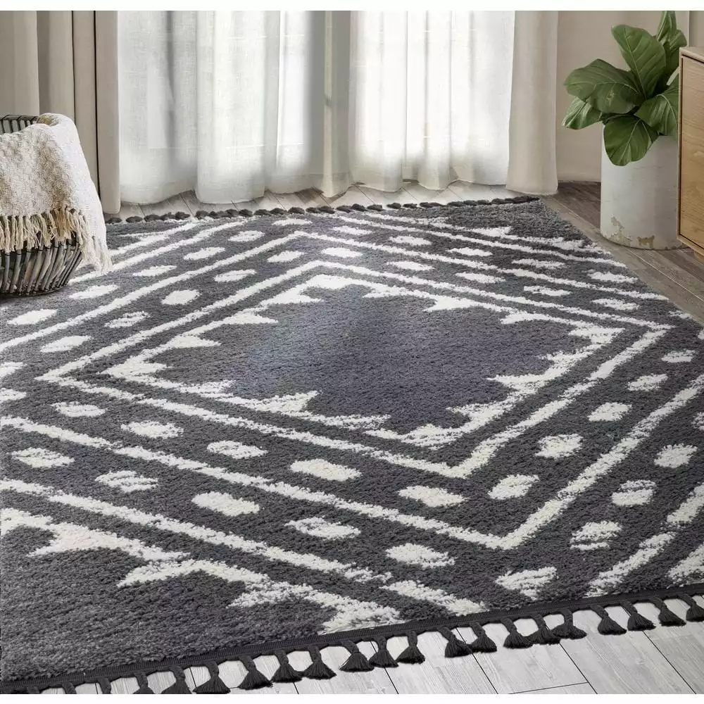 Willow Grey 7 ft. 9 in. x 10 ft. 2 in. Shag Polypropylene Area Rug by Abani 9 Willow Grey 7 ft. 9 in. x 10 ft. 2 in. Shag Polypropylene Area Rug by Abani - Image 7