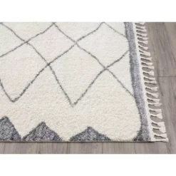 Willow Ivory 7 ft. 9 in. x 10 ft. 2 in. Shag Polypropylene Area Rug by Abani -Abani Sales ivory abani area rugs wil170a 8 40 1000